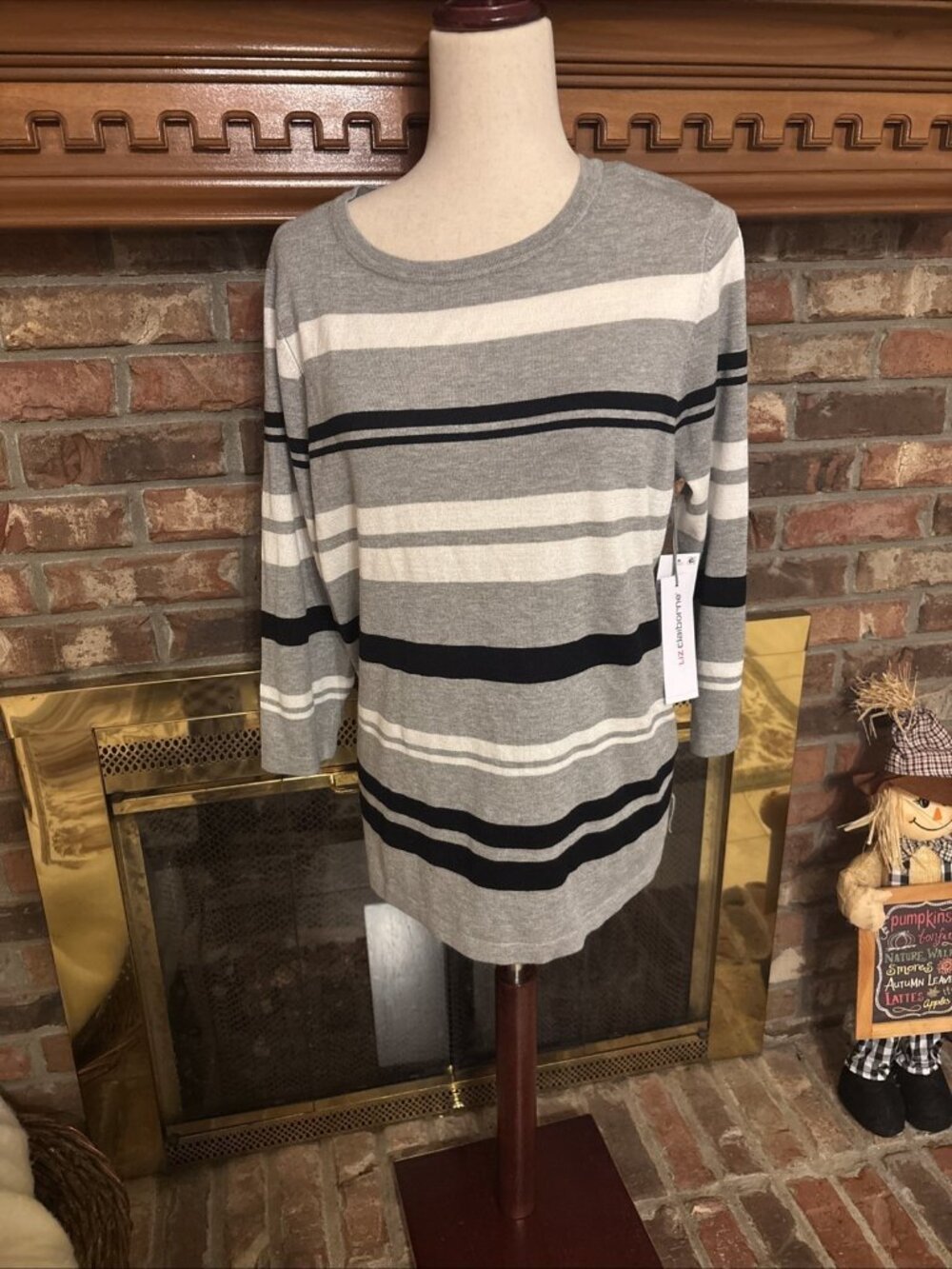 Liz Claiborne Gray & White Thin Fall Sweater Size Large NWT 3/4 Sleeves - Picture 2 of 7